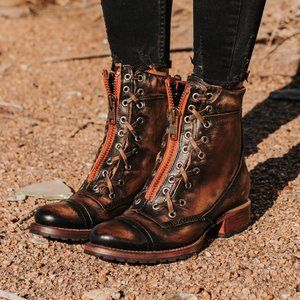 FREEBIRD BY STEVEN LIVERPOOL BOOTS SIZE 8